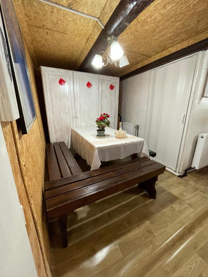 Casa De Oaspeti Cristina Fitod エクステリア 写真